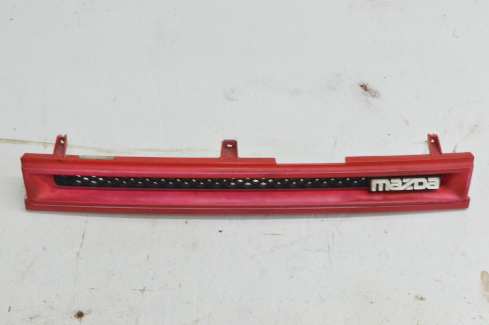 Front grill for Mazda 323 [1990-1994] 323 (BE-L263344) - Car