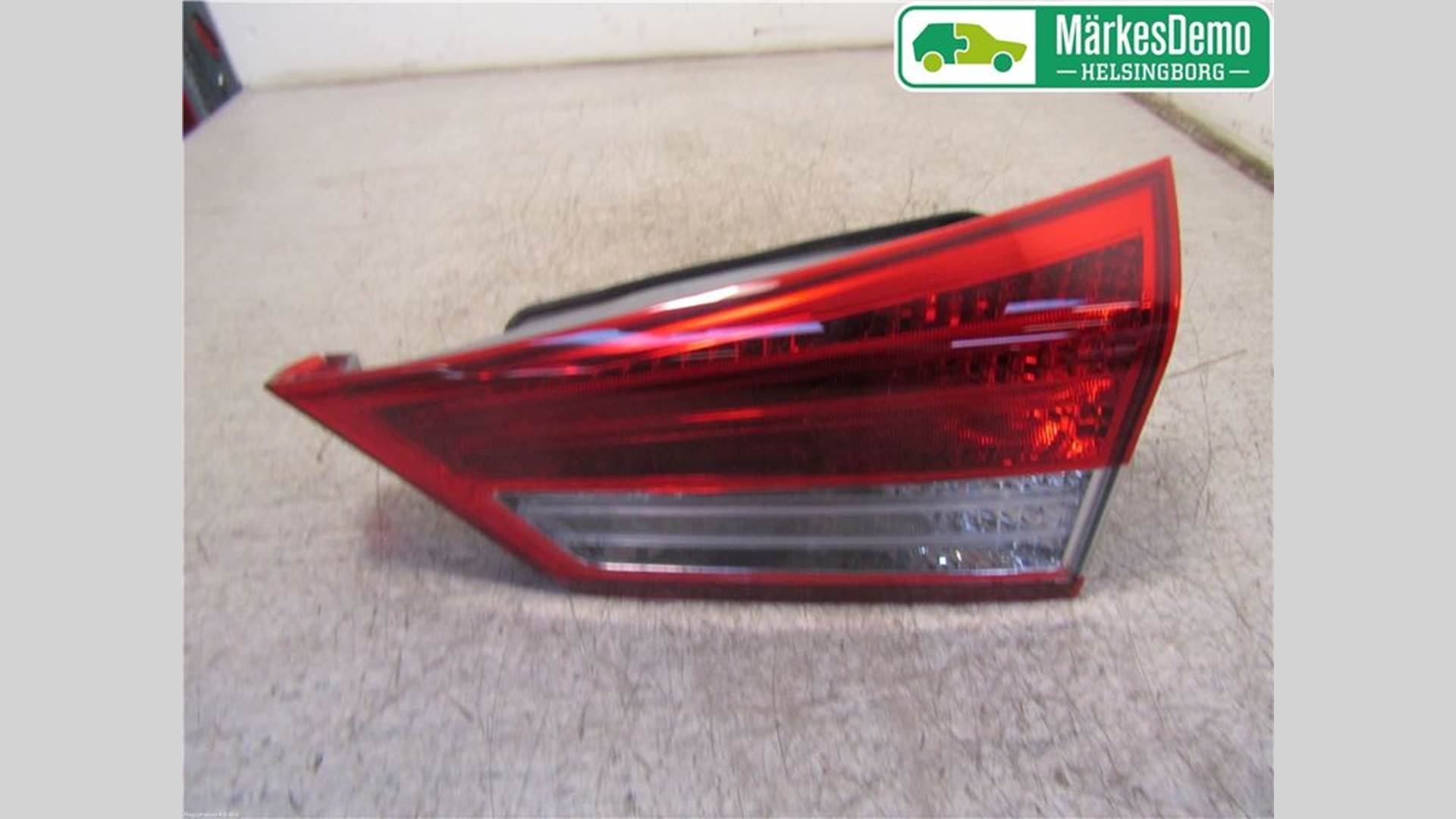 Rear tailgate right Höger bak for Hyundai ix20 HYUNDAI JC IX20 (J