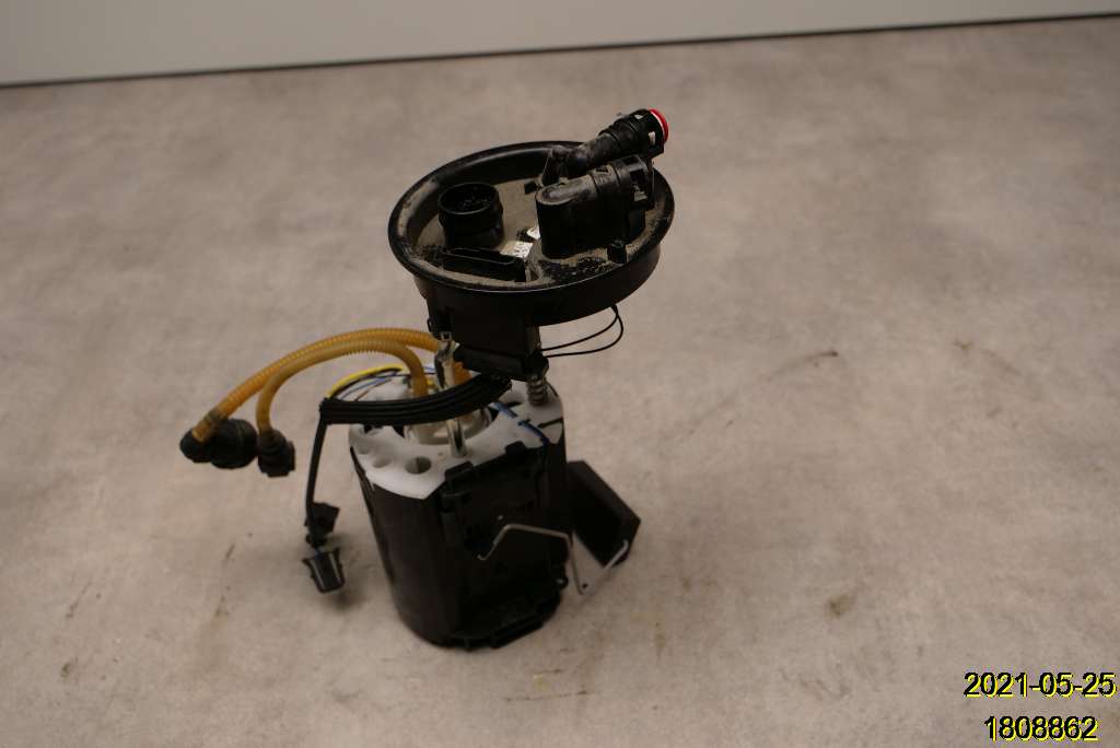 ぷったいてぃ 1984-1989 Nissan 300ZX Z31 Turbo Power Steering Bracket