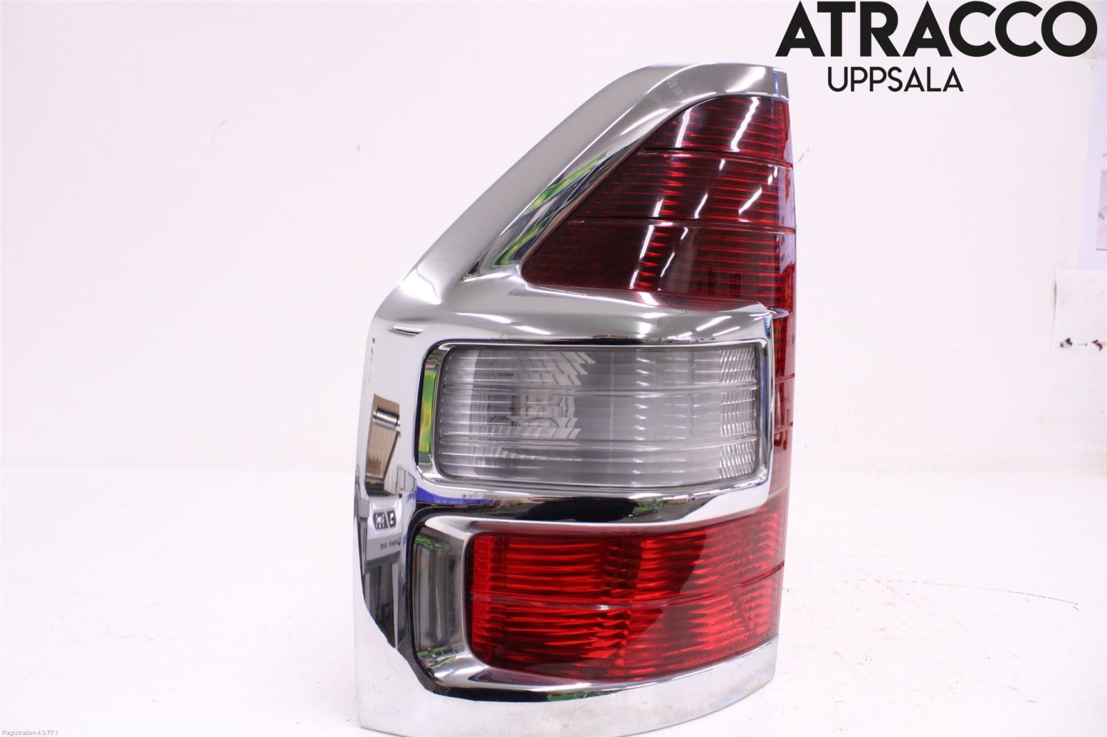 Rear lights left - Vänster bak for Mitsubishi Pajero [1999-2006
