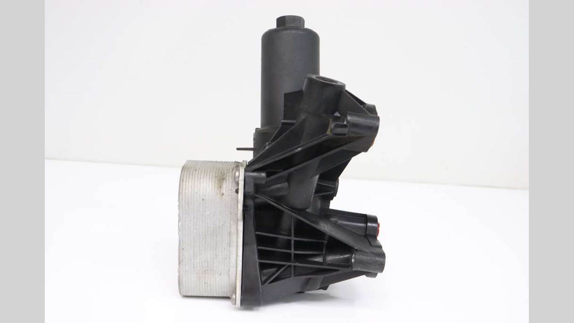 Oil filter holder for VOLKSWAGEN CADDY (F-L1000583) - Used parts 