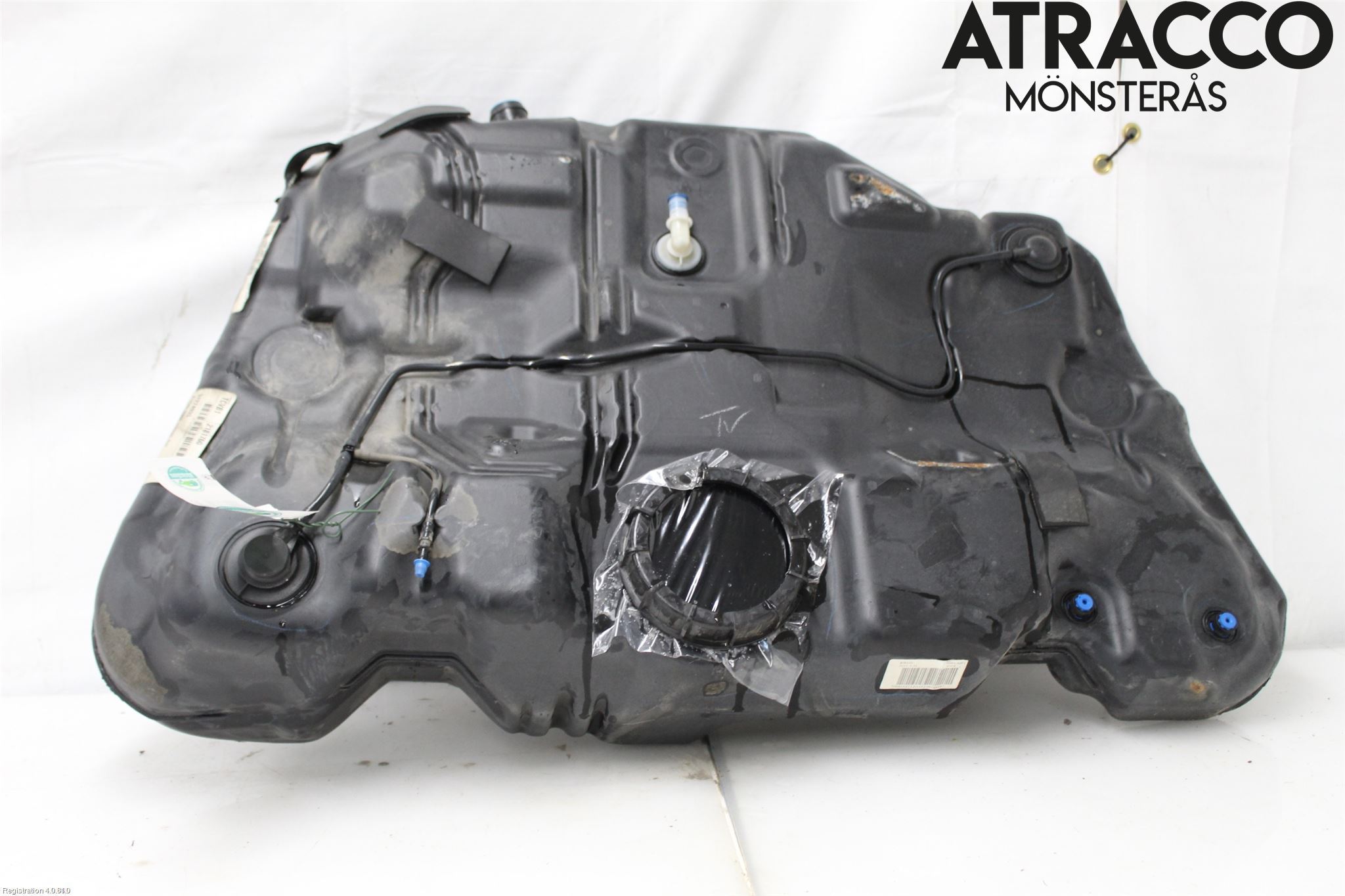 Volvo v70 on sale fuel tank