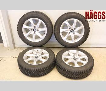 Buy WHEELS WINTER MICHELIN 195\/55 R16 FORD DISCS SET used from Poland