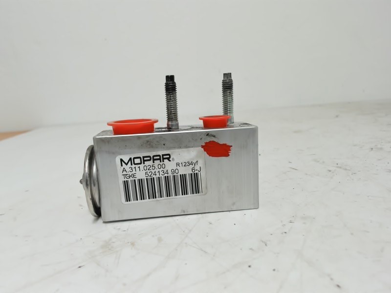 てるこ 3103258 ZX250L-5G Excavator Hydraulic Parts Valve Plate