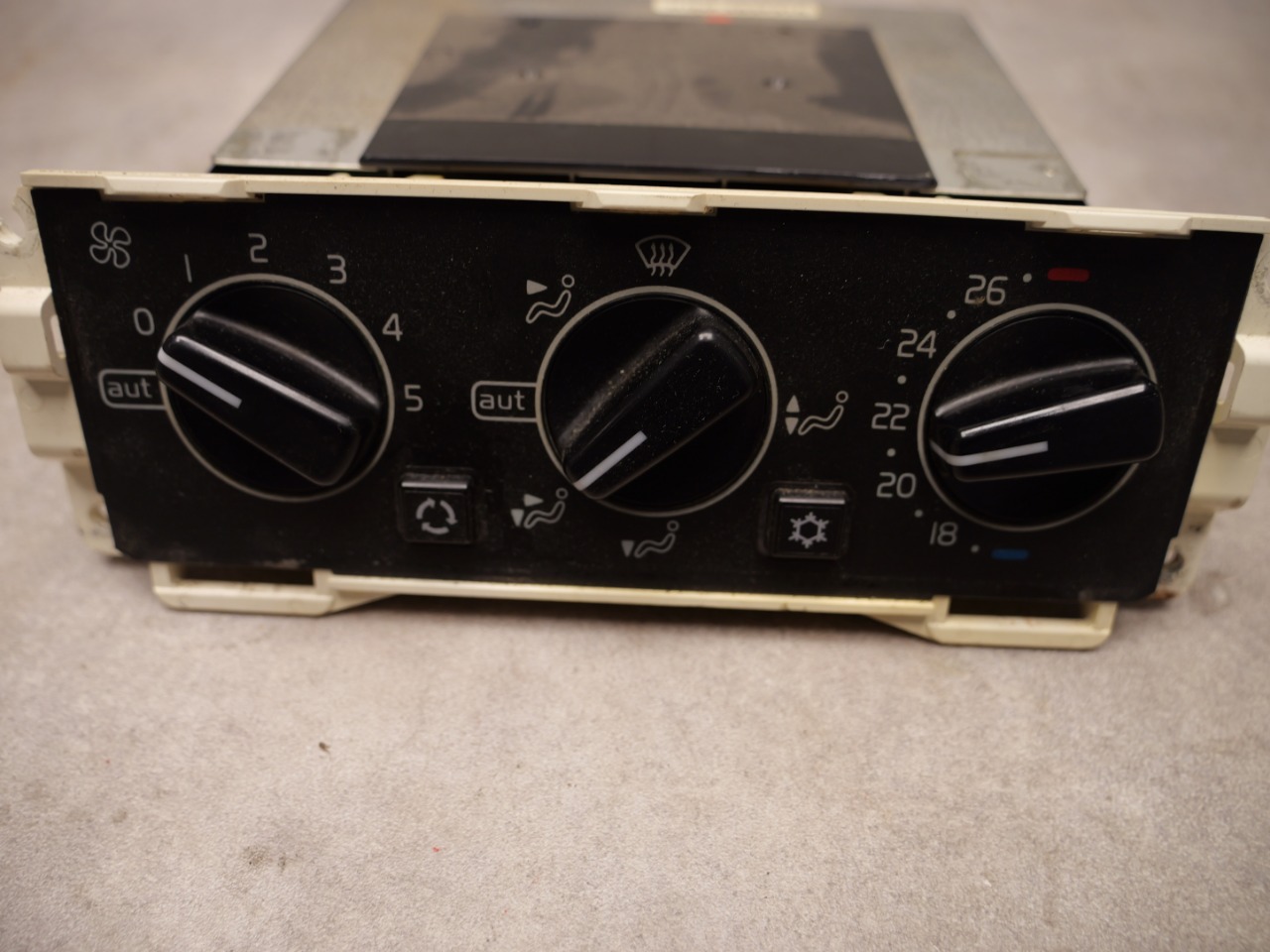 パーツ Volvo 940 A/C ECC Climate Control Unit Climate control panel heater for Volvo 940 [1991-1998] - Car